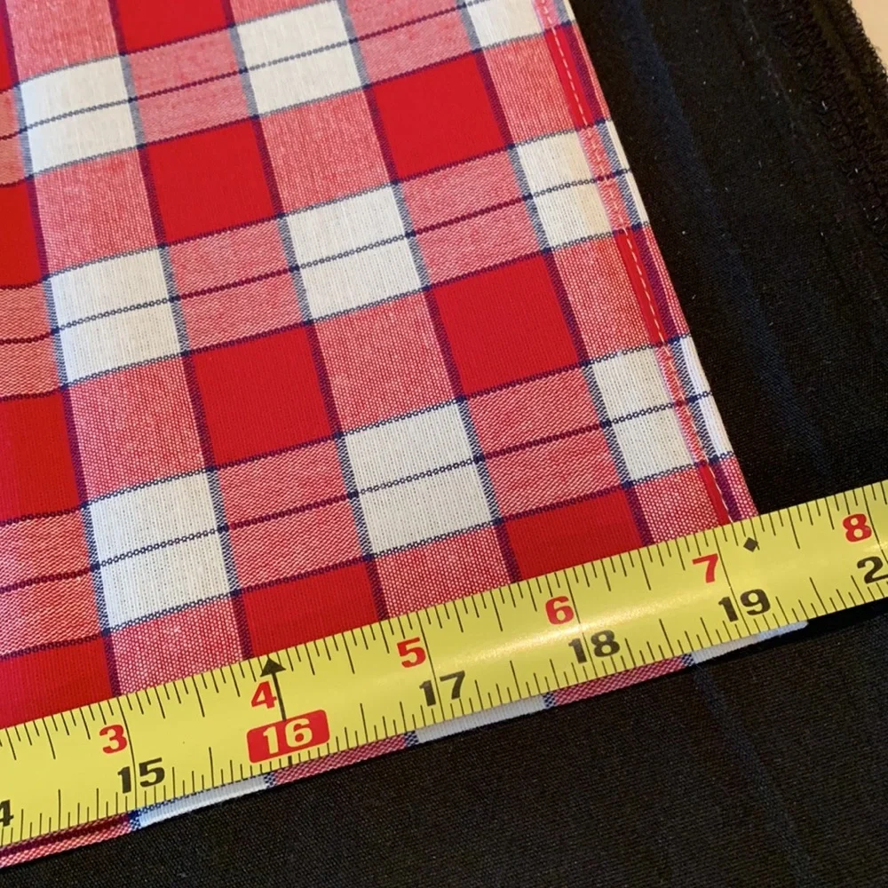 Longaberger Picnic Plaid Napkins. NEW. Set of 2